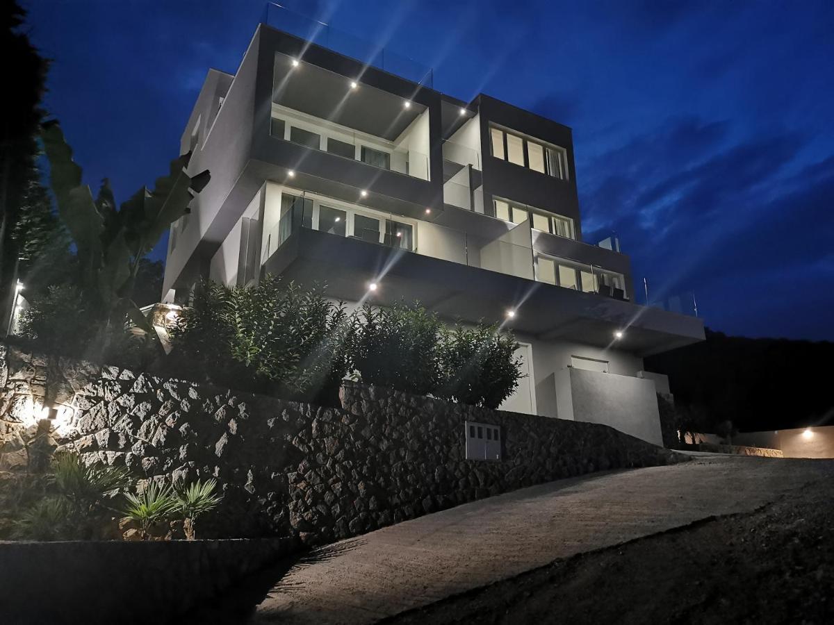 Villa Isabela Icici Exterior photo